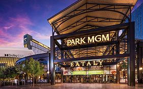 Park Mgm 4*